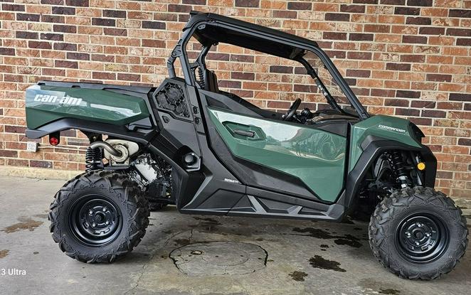 2023 Can-Am® Commander DPS 1000R