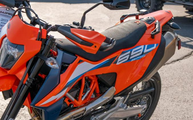 2023 KTM SMC 690 R