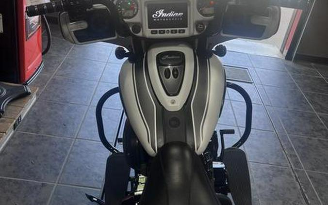 2024 Indian Motorcycle® Chieftain® Dark Horse® Ghost White Metallic Smoke