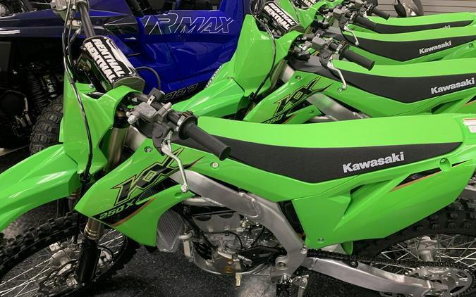 2021 Kawasaki KX250X Review (13 First Ride Fast Facts)