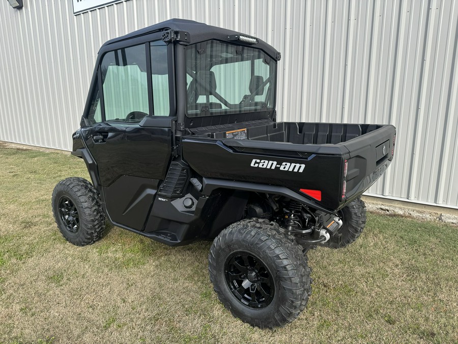 2026 Can-Am Defender XT CAB HD11