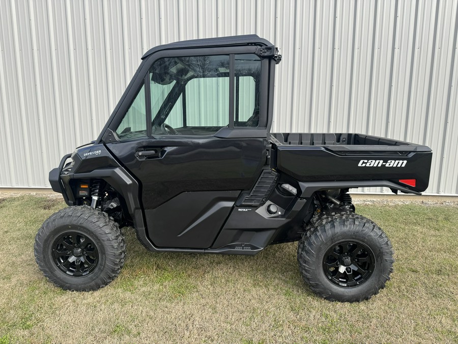 2026 Can-Am Defender XT CAB HD11
