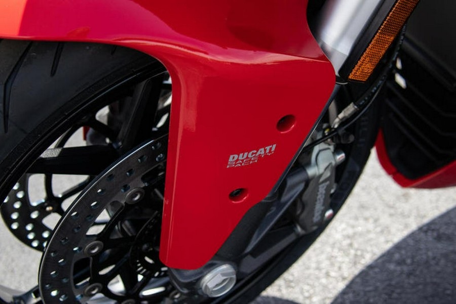 2023 Ducati SuperSport 950 Ducati Red