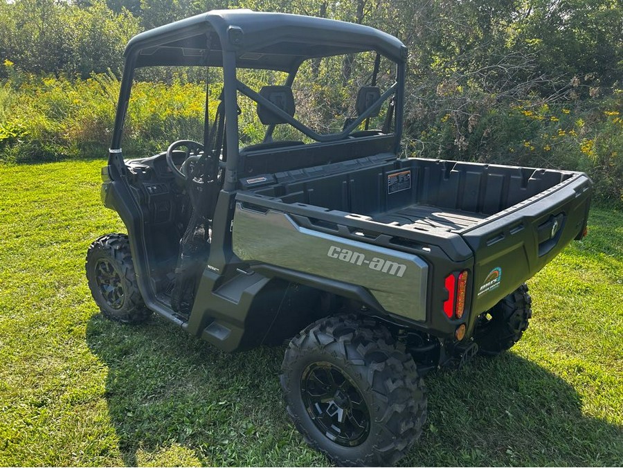 2024 Can-Am Defender XT HD7