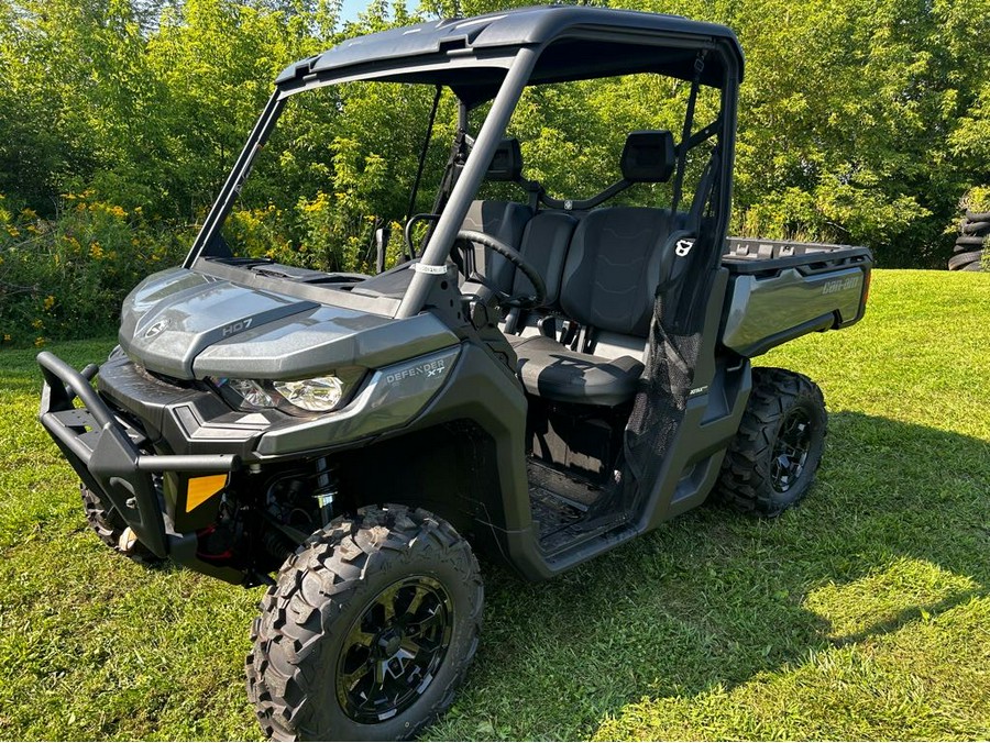 2024 Can-Am Defender XT HD7