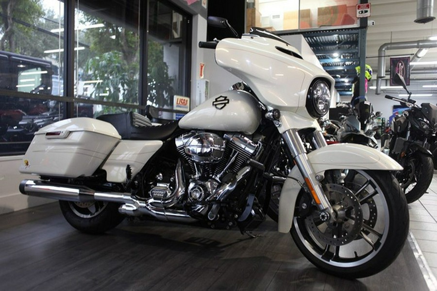 2015 Harley-Davidson FLHXS - Street Glide Special