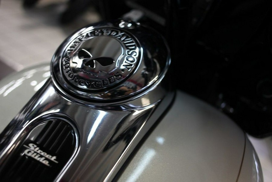 2015 Harley-Davidson FLHXS - Street Glide Special