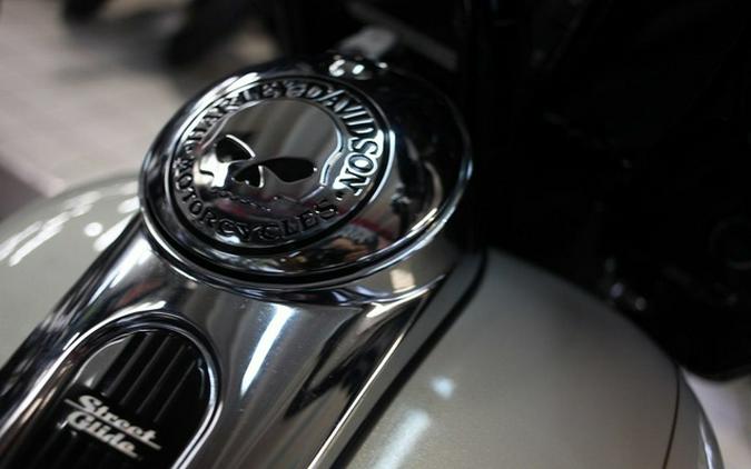 2015 Harley-Davidson FLHXS - Street Glide Special