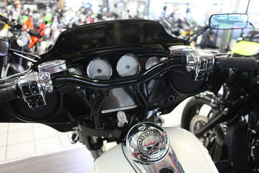 2015 Harley-Davidson FLHXS - Street Glide Special