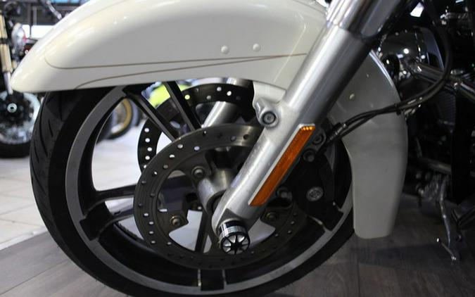 2015 Harley-Davidson FLHXS - Street Glide Special