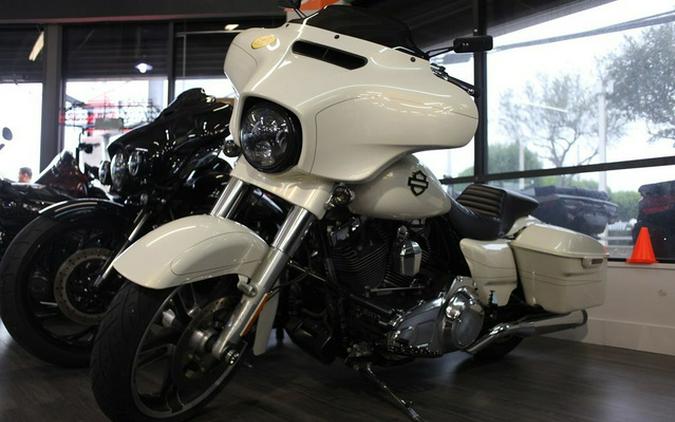 2015 Harley-Davidson FLHXS - Street Glide Special