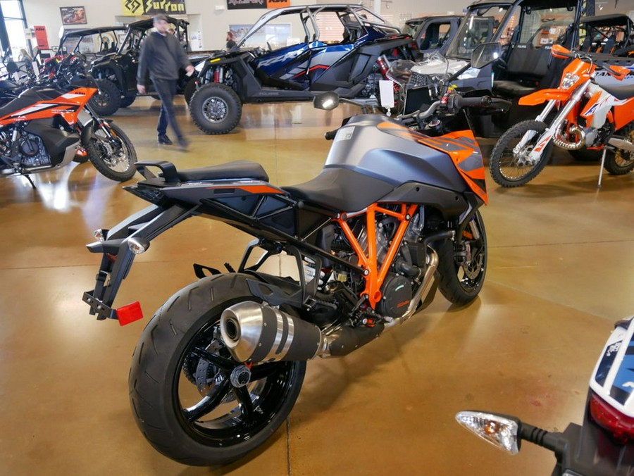 2023 KTM Super Duke 1290 GT