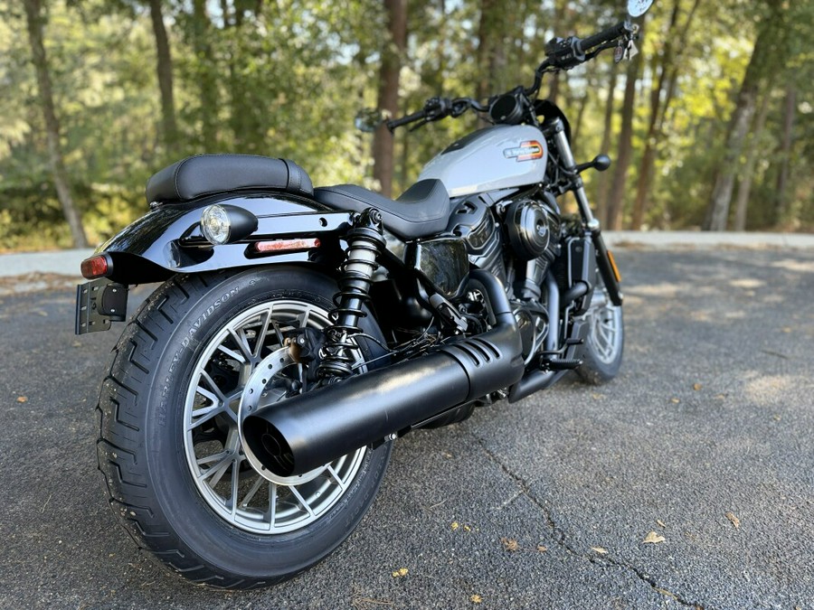 RH975S 2025 Nightster™ Special