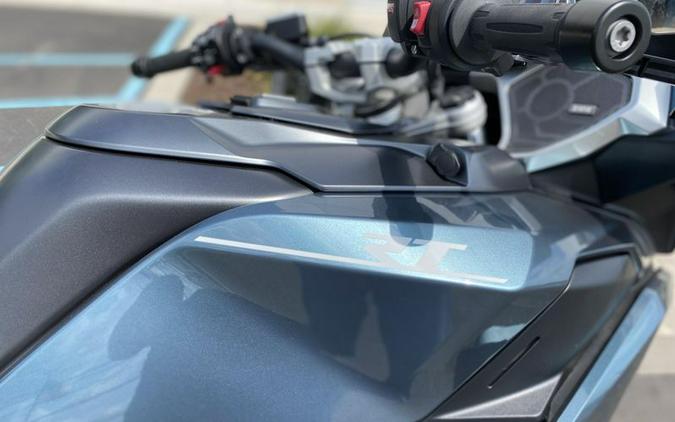 New 2026 BMW R1300RT