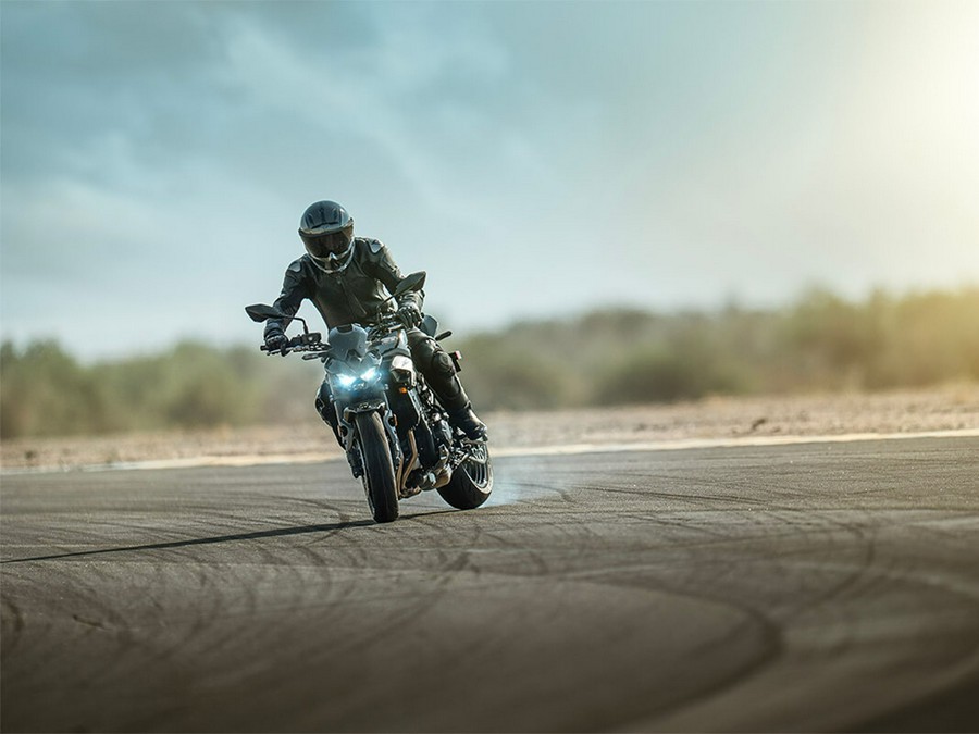 2025 Kawasaki Z900 ABS