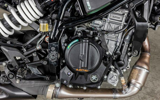 2026 KTM 250 DUKE Silver - TN025315