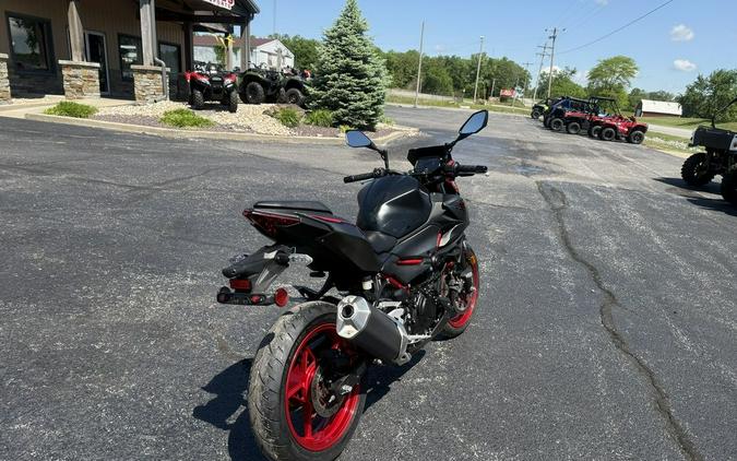 2024 Kawasaki Z500 SE ABS