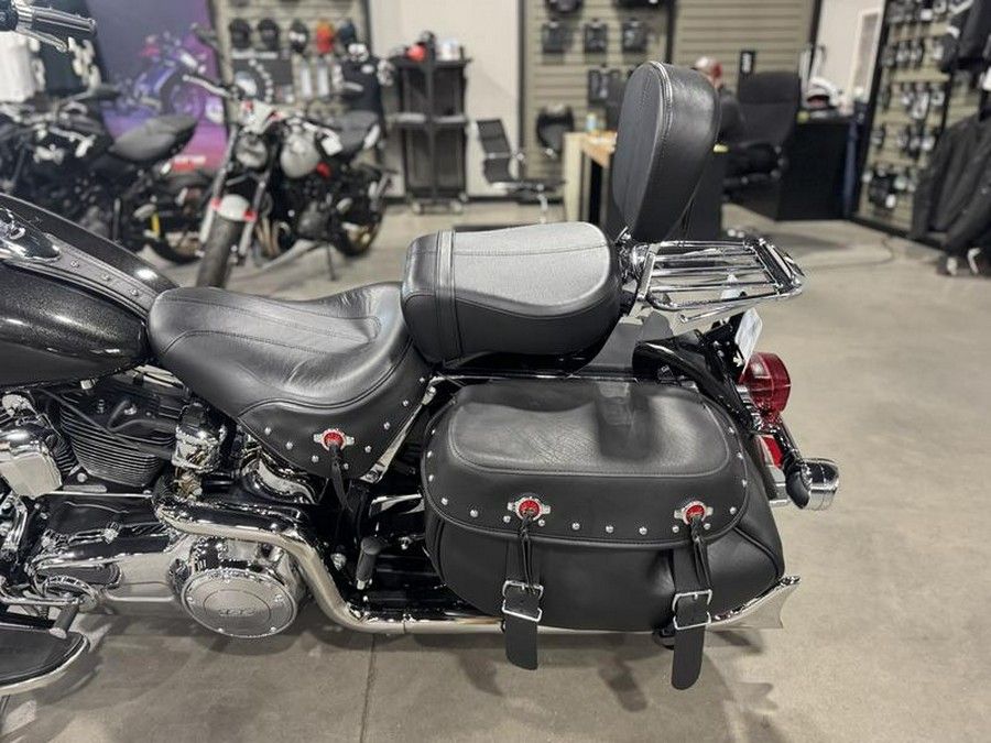 2017 Harley-Davidson® FLSTC - Heritage Softail® Classic