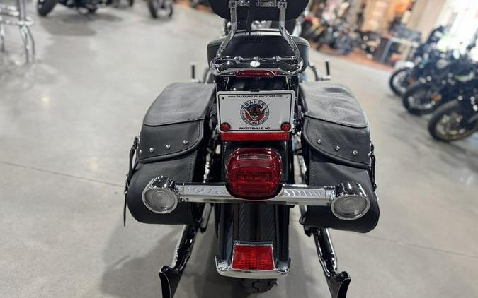 2017 Harley-Davidson® FLSTC - Heritage Softail® Classic