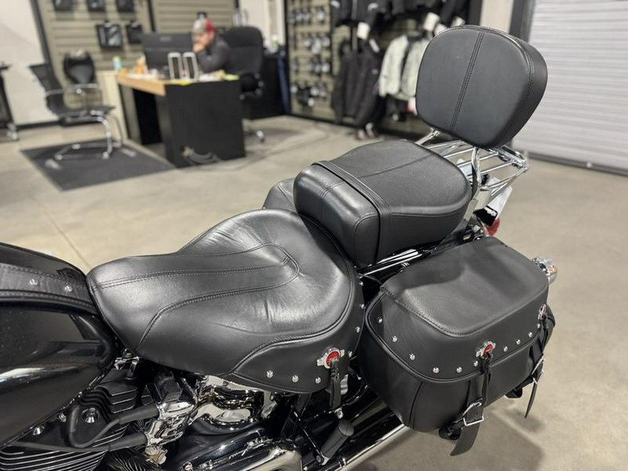 2017 Harley-Davidson® FLSTC - Heritage Softail® Classic