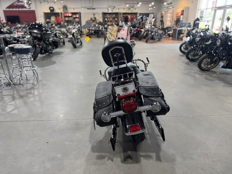2017 Harley-Davidson® FLSTC - Heritage Softail® Classic