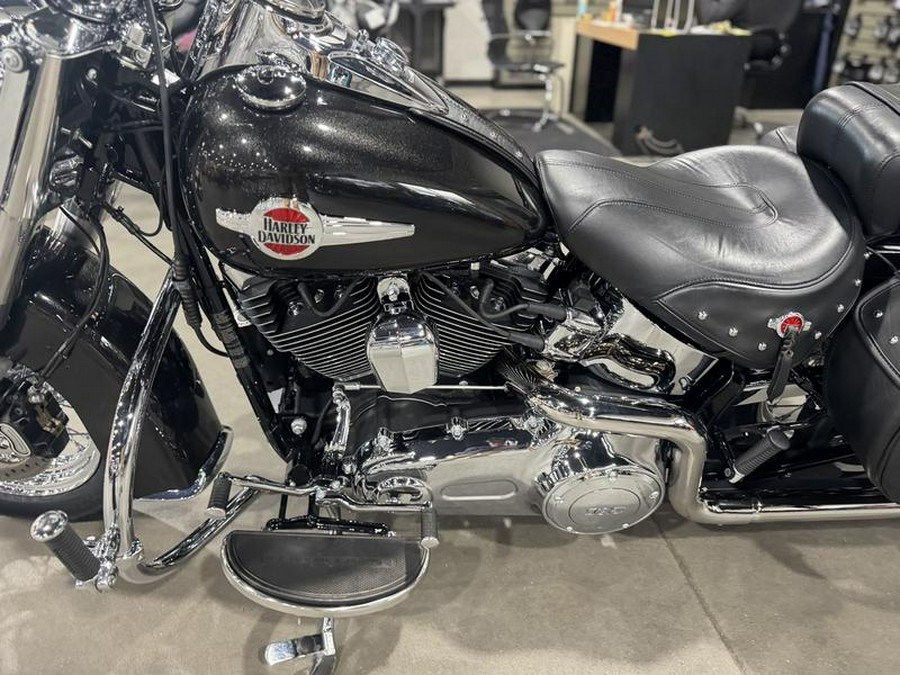 2017 Harley-Davidson® FLSTC - Heritage Softail® Classic