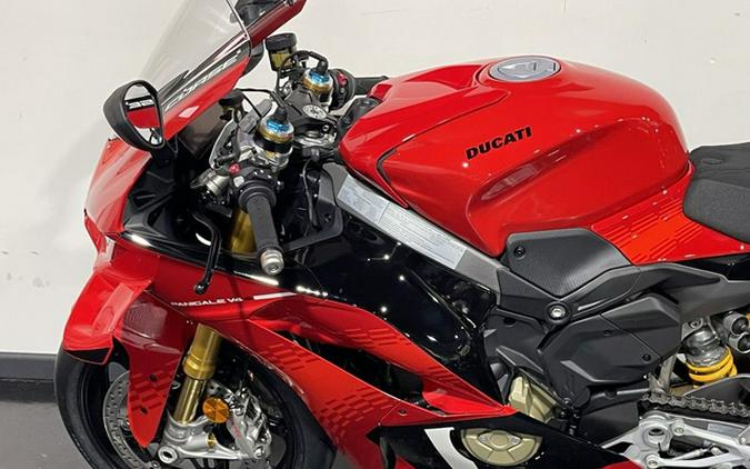 2026 Ducati Panigale V4 S Corse V4