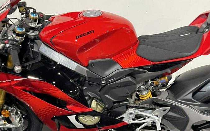 2026 Ducati Panigale V4 S Corse V4