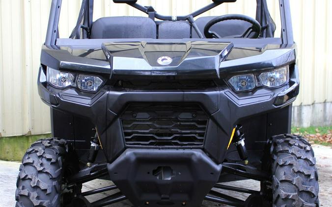 2023 Can-Am Defender DPS HD9