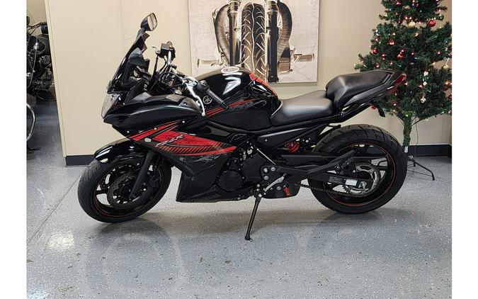 2012 Yamaha FZ6R - Raven