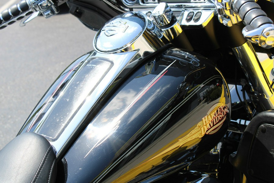 2009 Harley-Davidson® FLHTC