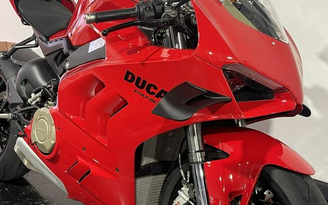 2024 Ducati Panigale V4 Red