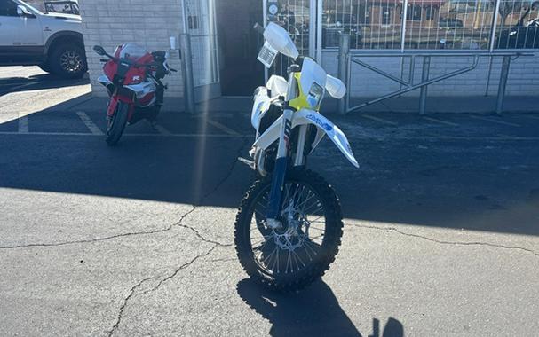 2025 Husqvarna Motorcycles FE 450