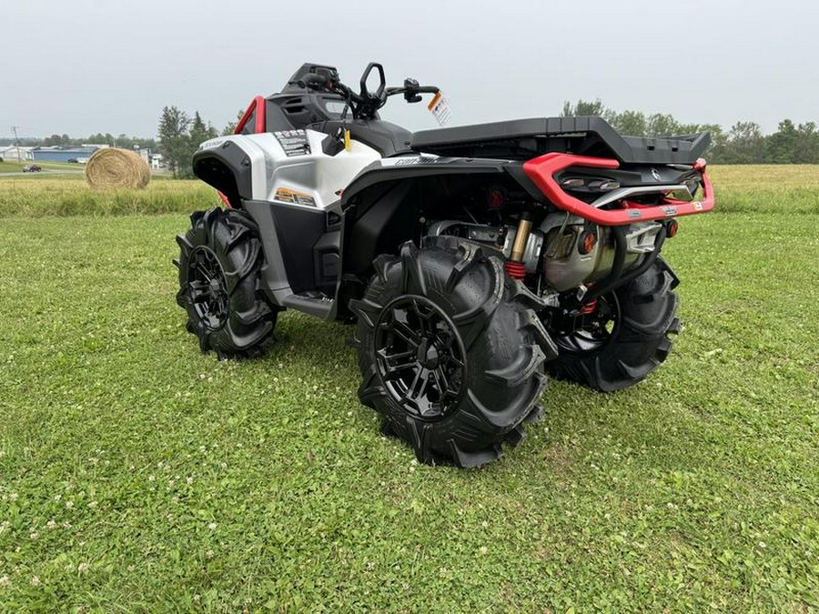 2025 Can-Am® Outlander X mr 1000R Hyper Silver & Legion Red