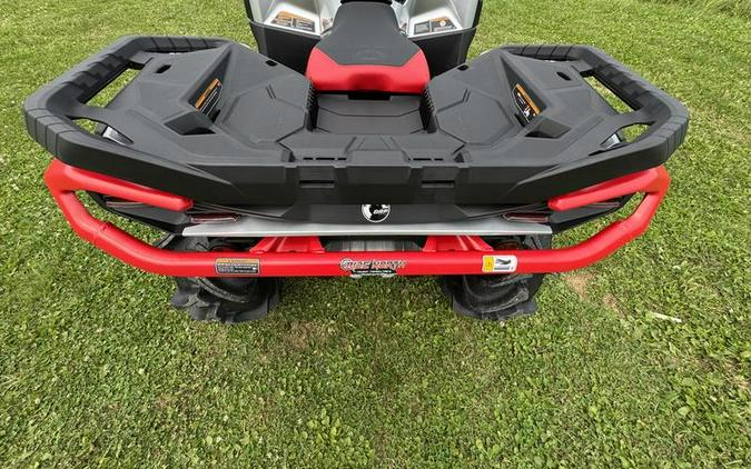 2025 Can-Am® Outlander X mr 1000R Hyper Silver & Legion Red