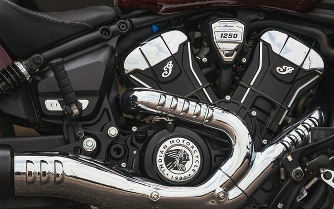 2025 Indian Super Scout Maroon Metallic With Graphics