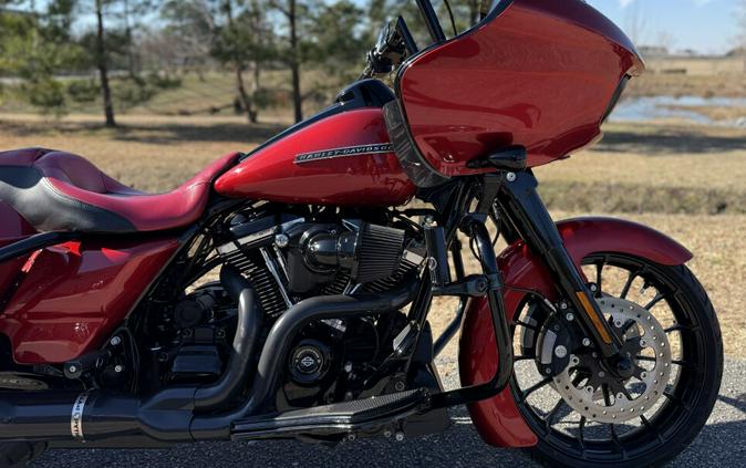 2018 Harley-Davidson® FLTRXS Road Glide® Special