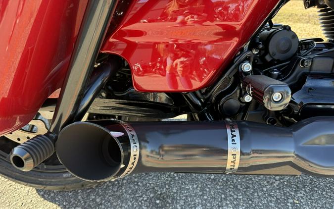 2018 Harley-Davidson® FLTRXS Road Glide® Special