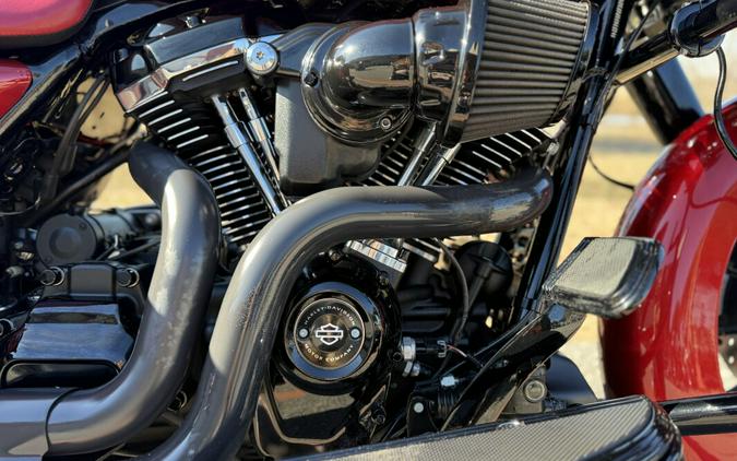 2018 Harley-Davidson® FLTRXS Road Glide® Special