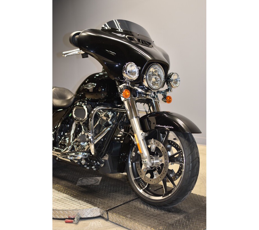 2022 Harley-Davidson Street Glide FLHX