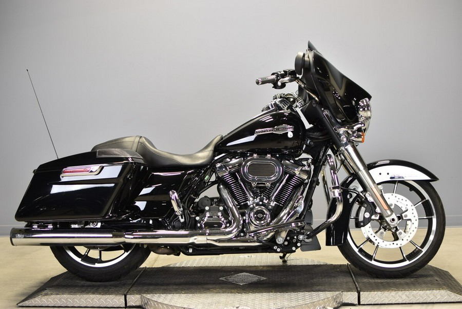 2022 Harley-Davidson Street Glide FLHX