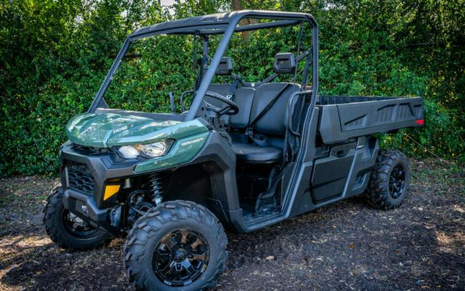 2024 Can-Am® Defender PRO DPS HD10