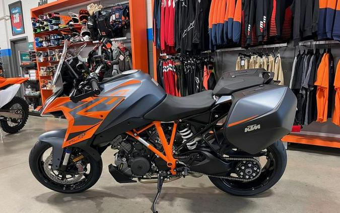 2024 KTM 1290 Super Duke GT