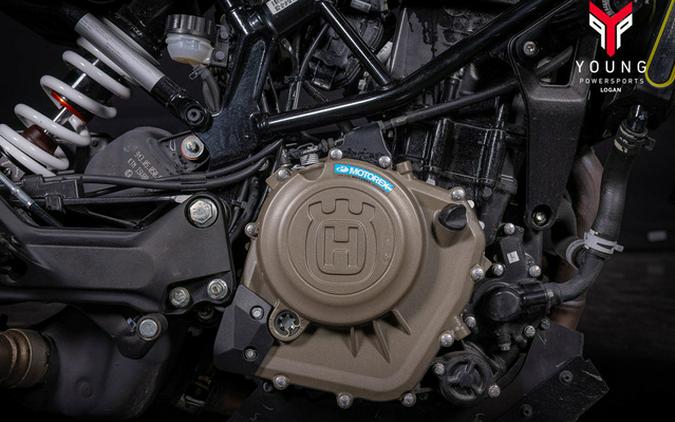 2022 Husqvarna SVARTPILEN 401