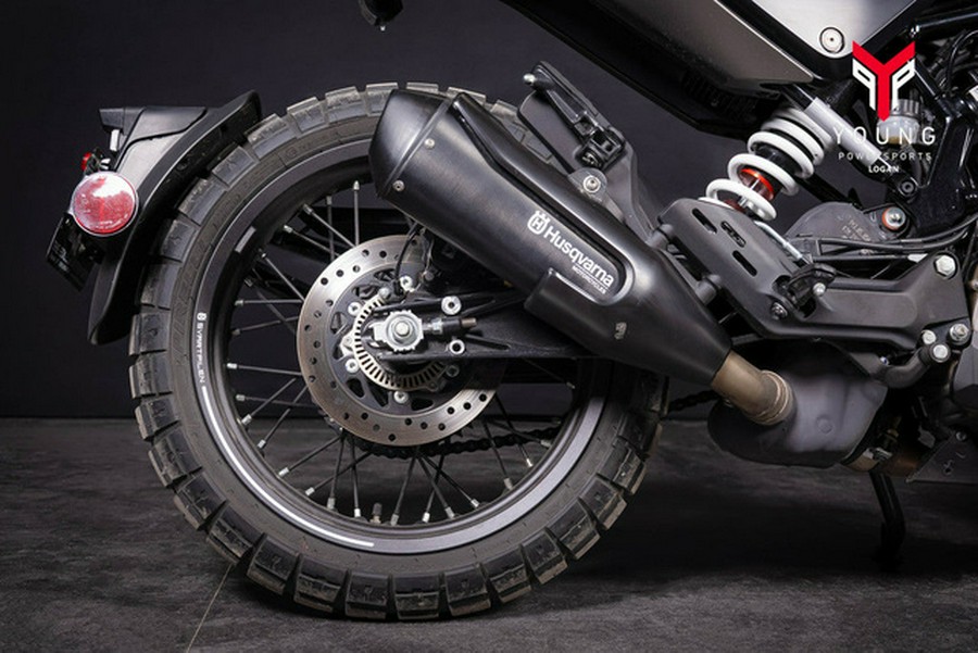 2022 Husqvarna SVARTPILEN 401