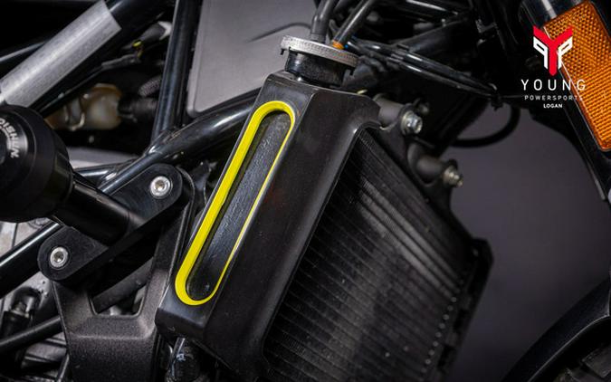 2022 Husqvarna SVARTPILEN 401