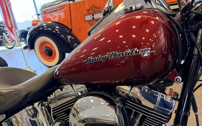 2017 Harley-Davidson Softail Deluxe FLSTN