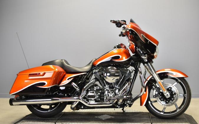 2014 Harley-Davidson Street Glide Special FLHXS