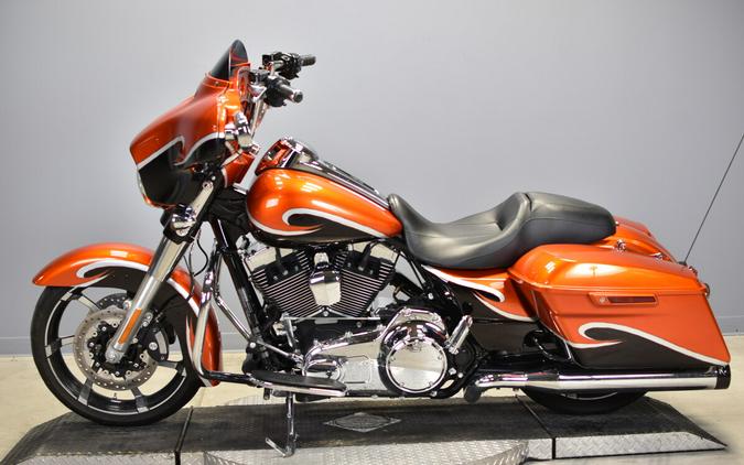 2014 Harley-Davidson Street Glide Special FLHXS