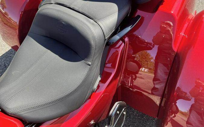 2026 Harley-Davidson® Street Glide 3 Limited Brilliant Red Black Trim